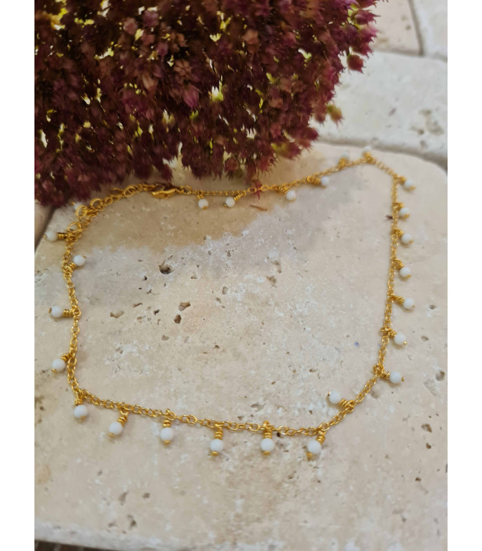 Chaine cheville perles blanches