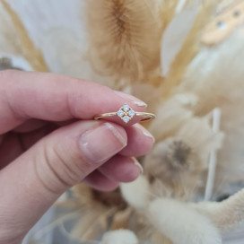 Bague Carrée Strass Zélie