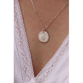 Collier Lune Rayonnante