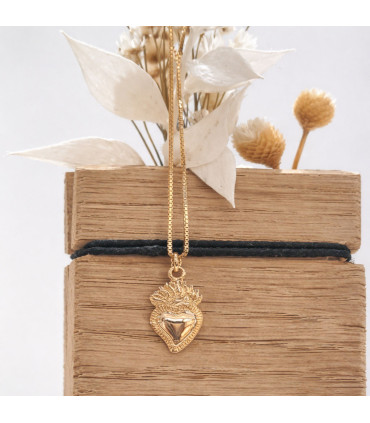 Collier Coeur sacré en plaqué or