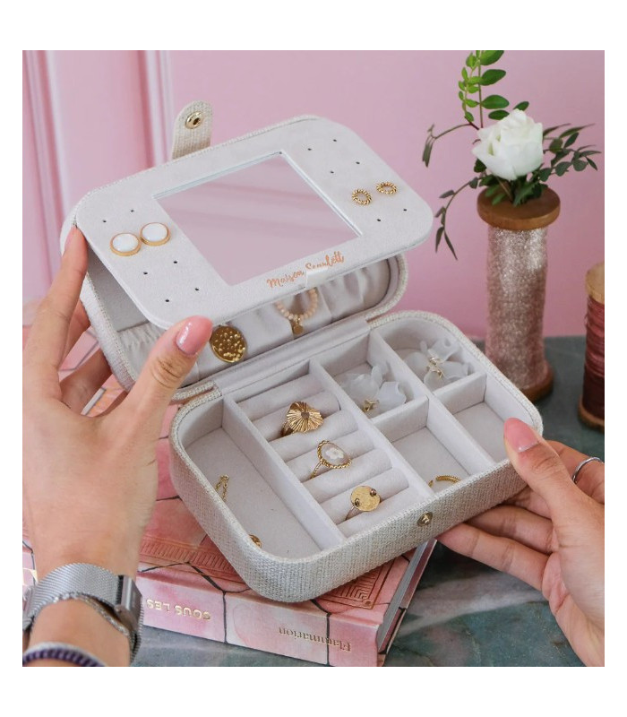 copy of Boîte à bijoux de voyage Corinne en velours Rouge